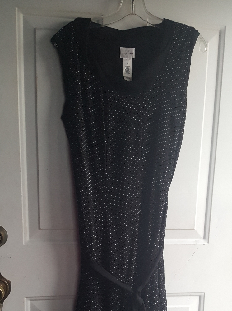 Beautiful Chiffon Black and White Polka Dot dress excellent condition